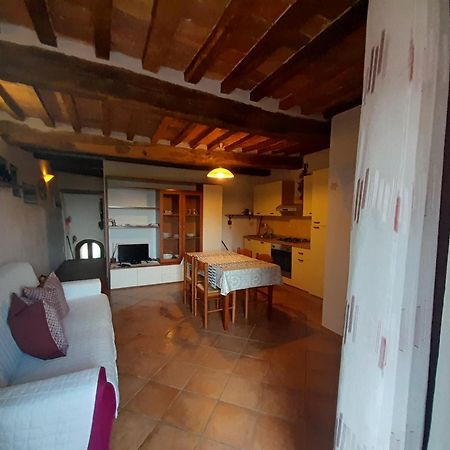 Agora Apartman Montecatini Val di Cecina Kültér fotó