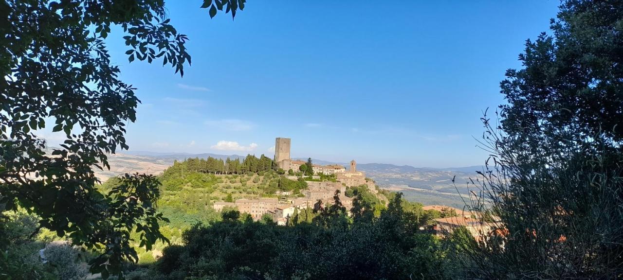 Agora Apartman Montecatini Val di Cecina Kültér fotó